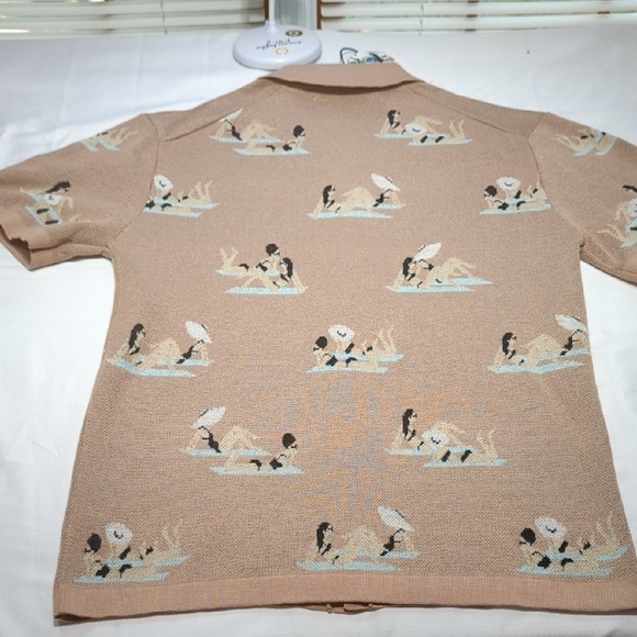 Free Planet Tan Graphic Button Down Shirt - Picture 7 of 11